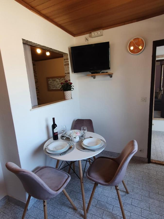 Apartmani Daria & Jure Трогир Экстерьер фото