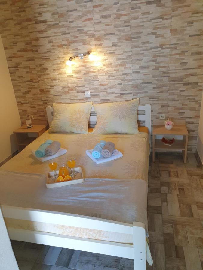 Apartmani Daria & Jure Трогир Экстерьер фото