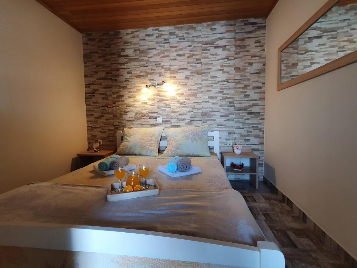 Apartmani Daria & Jure Трогир Экстерьер фото